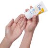 Hydrating Mineral Sunscreen With Zinc Oxide & Titanium Dioxide