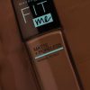 Maybelline Poreless Liquid Foundation Makeup